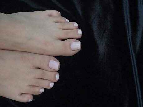 Spicy Latinas model sexy pictures