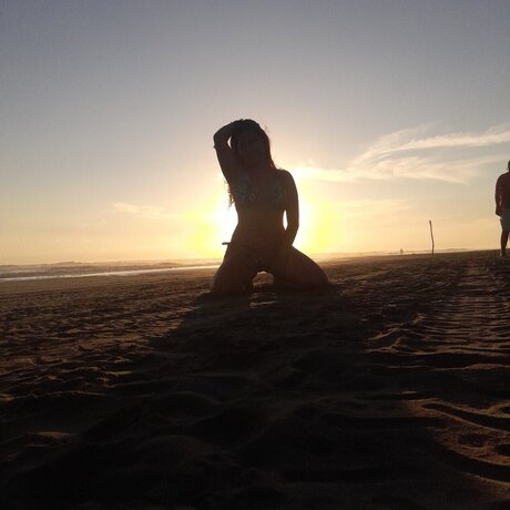 Susana model top photo