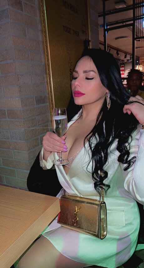 Dayra Quiala Bauta star top images