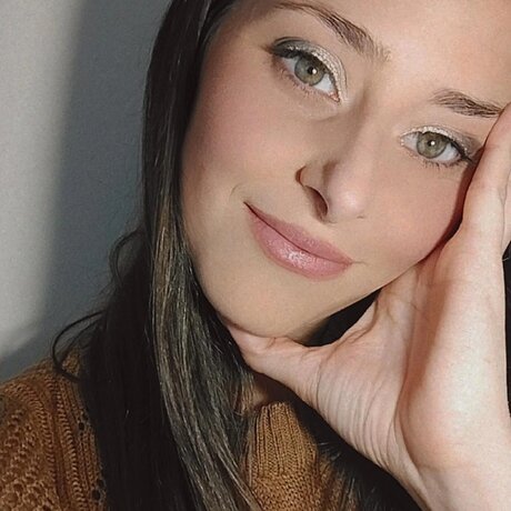 Carito model pretty pic