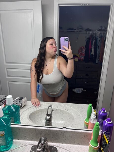 Trinababyyy star porn images