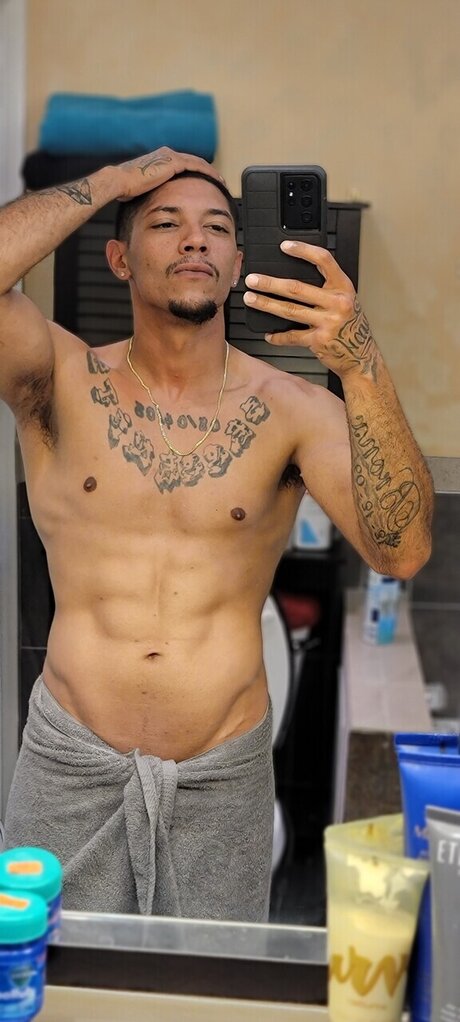 Papi To Nice art actress pics