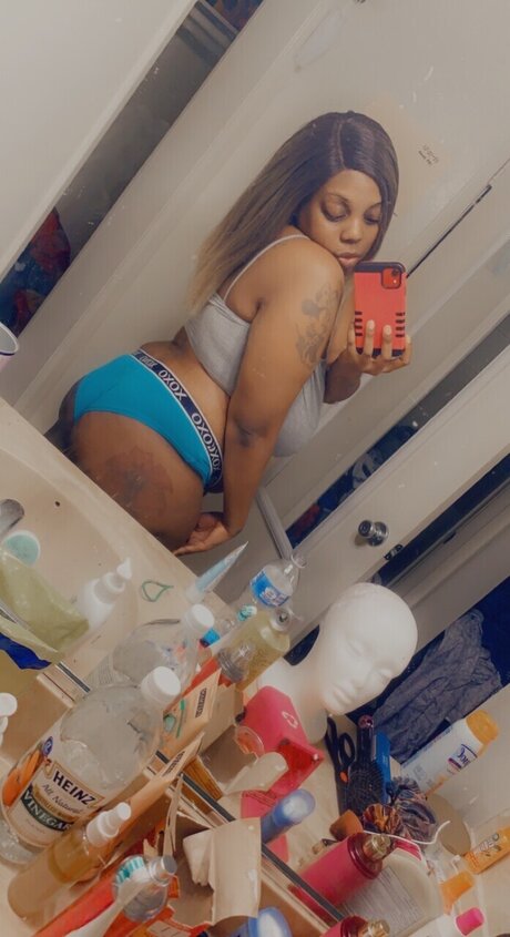 Brown sace model pretty archive