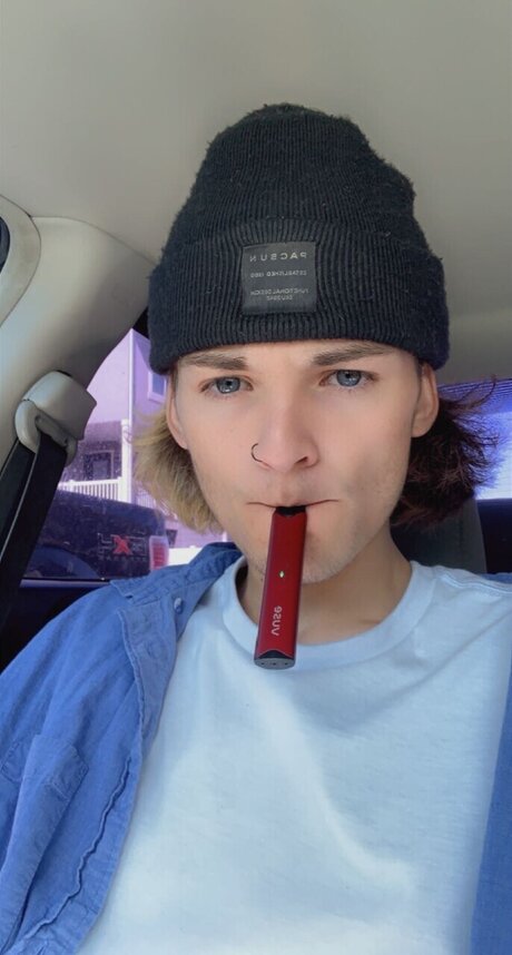 Emosimp666 nice pornstar photo