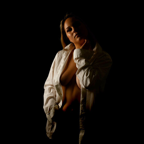 Skippy Rose beautiful actress galleries