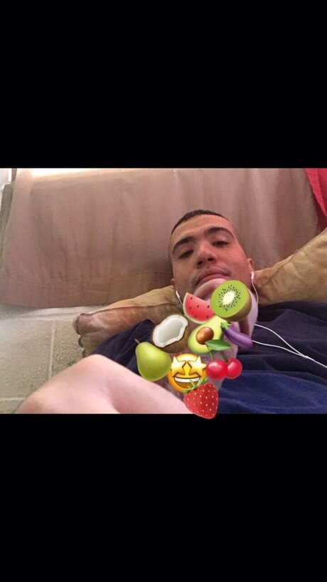 umademecum_ naked pornstar img