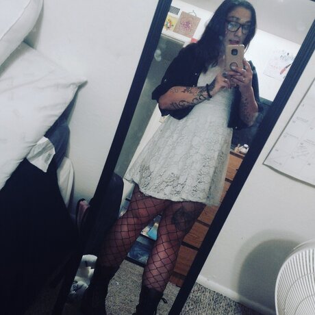 Beezzy_ pornstar xxx pics