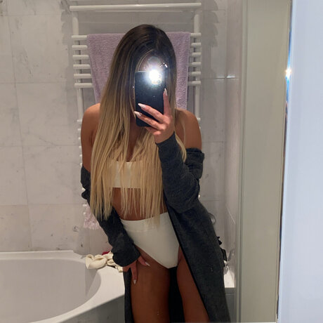 Luxury Fitness Girl_ exclusive actress photos