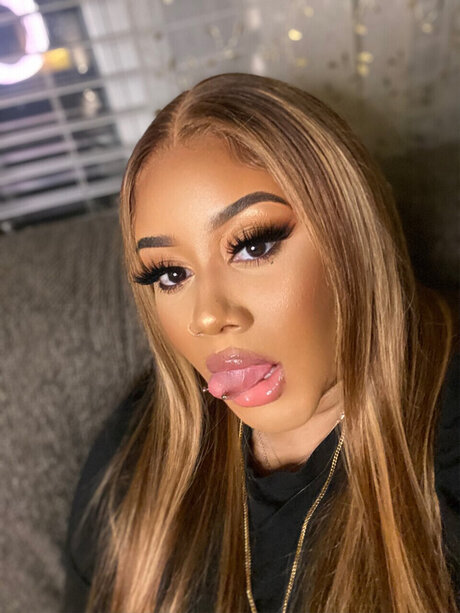 Goddess Sisi_ nudes model img