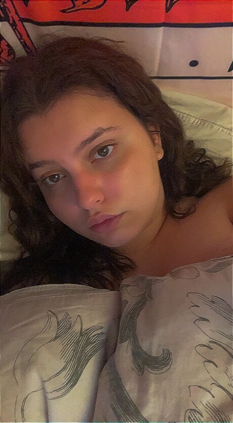 Goddess Autumn nice model pic