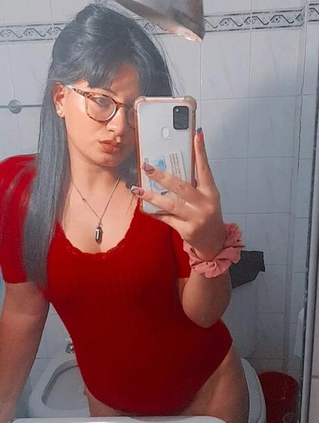 _Rossy star exclusive img