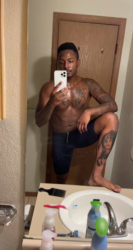 Justin Teasley model porn image