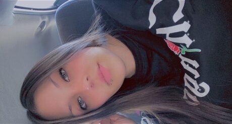 nathalija_ pornstar top pic