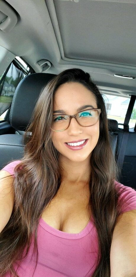 Arianna Marie top pornstar pics