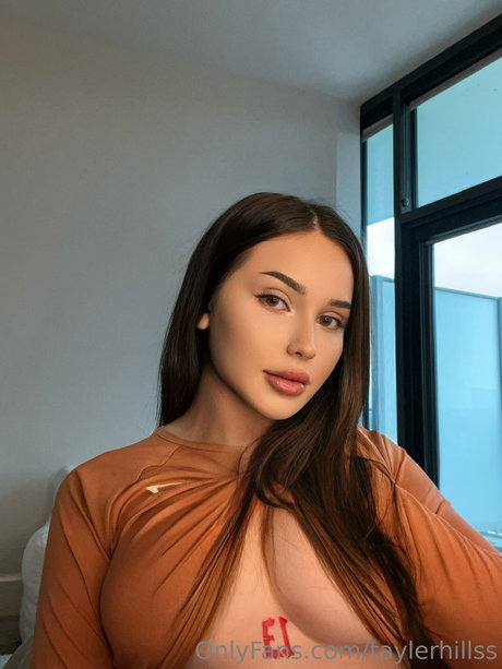 Tayler Hills hd pornstar archive