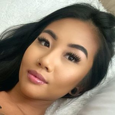 Rosebby model hot photo