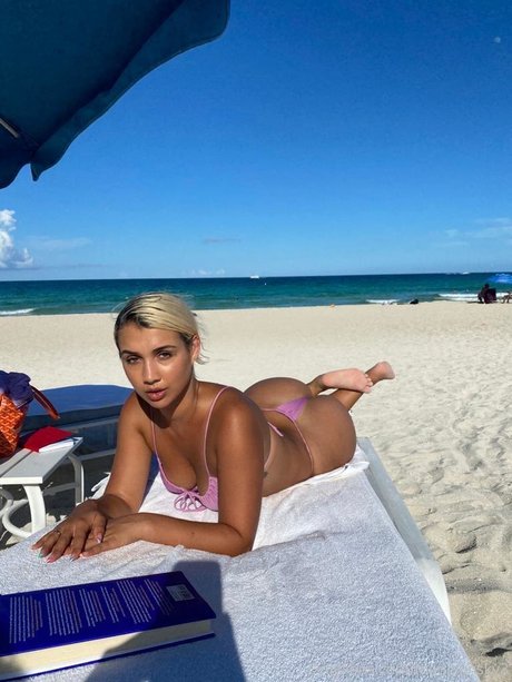 Madisun Sky erotic actress galleries