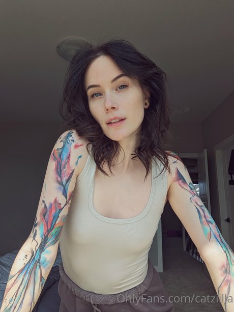 Catziilla pornstar xxx pic