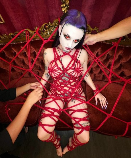 Zheani star nude picture