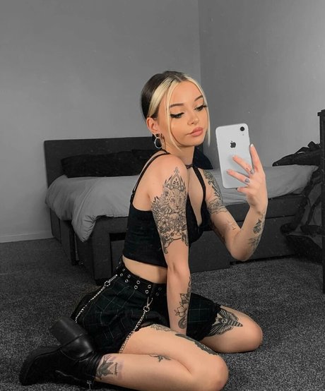 jadexberry model adult archive