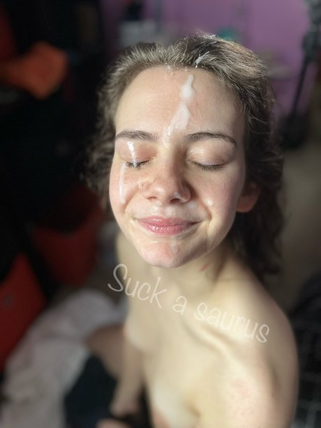 model onlyfans top pic