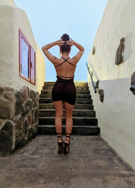 LITTLE LEAH model naked galleries