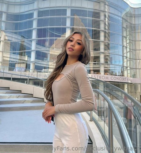 Ashley Rabanal model pretty image