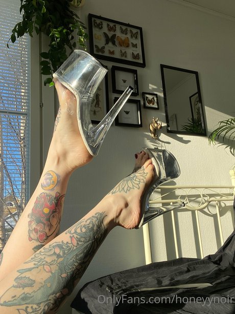 brunette wife onlyfans sexy xxx archive