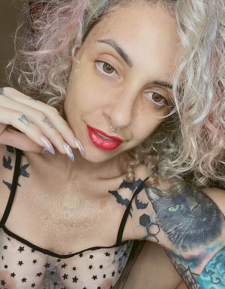 amateur cuckold onlyfans sexy naked pictures