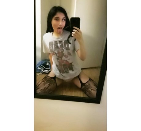 hinawynne top model archive