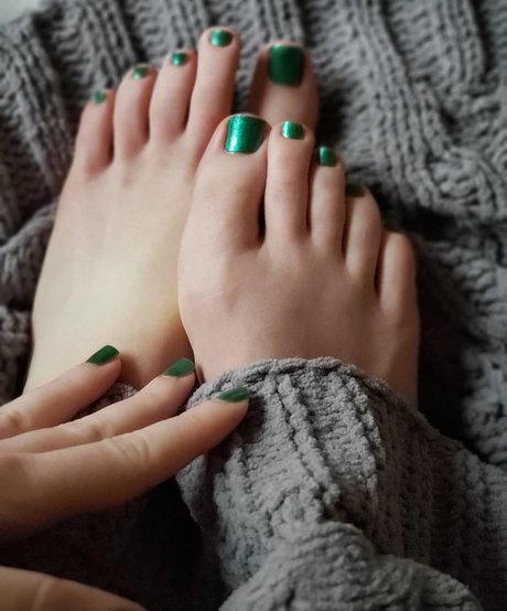 Tiny feet treat pornographic star images