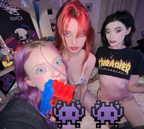 Ady Dark erotic star picture