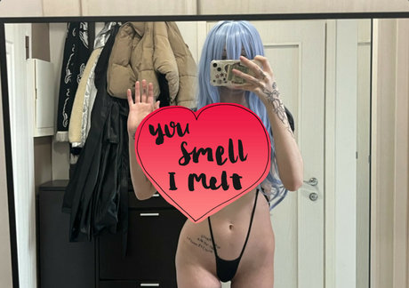 blonde lesbian onlyfans porn image