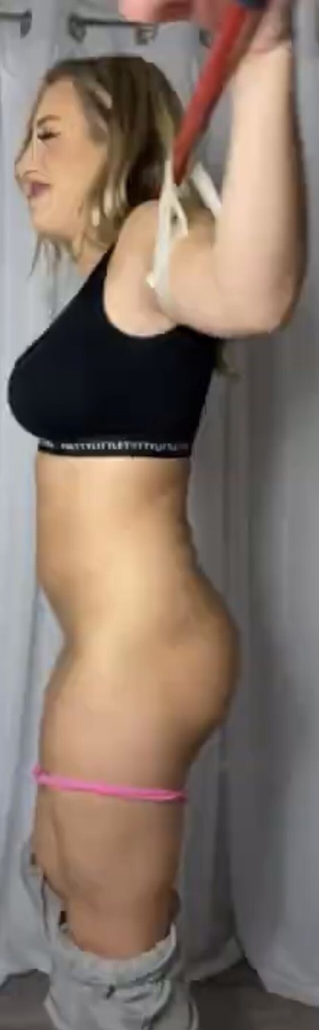 Jessie Sims star naked images