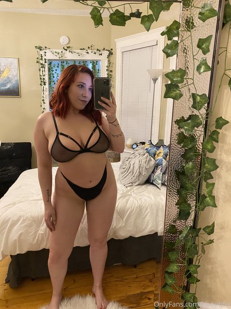 Jaime Lee Simmons sexy model images