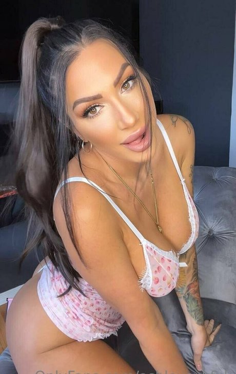 outdoor milf onlyfans perfect picture