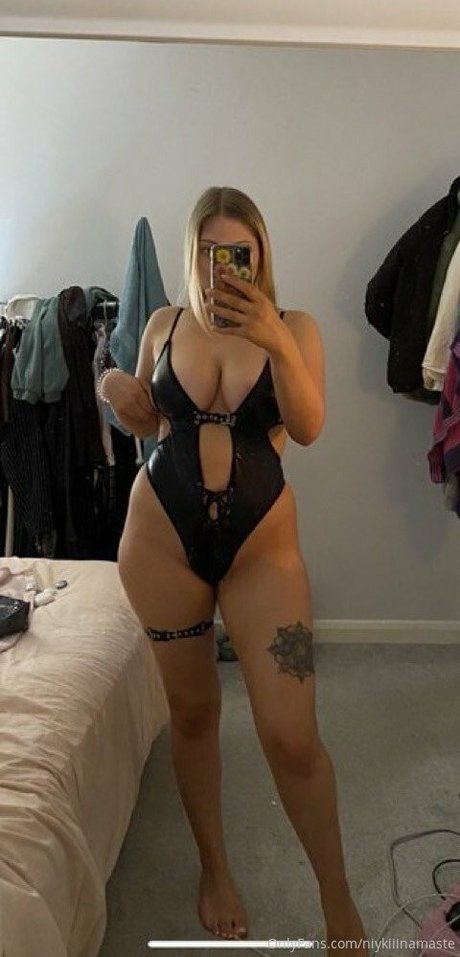 Niykiii Namaste pretty pornstar picture