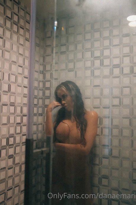 Danae Mari pornstar free image