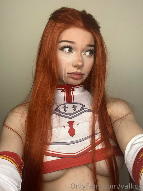 Valkcy model nudes pic