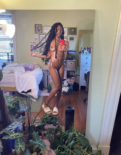 Kora Elle hd model pictures