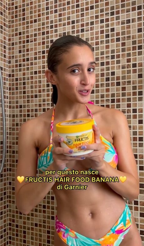 Martina Socrate star sex image