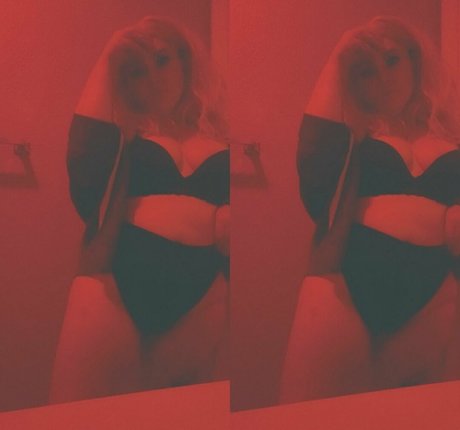 tiramisueatsyou porn model img