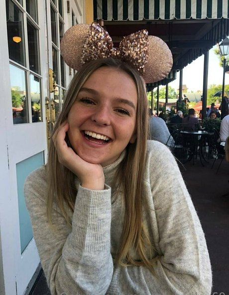 nerdyhayley69 porn actress gallery