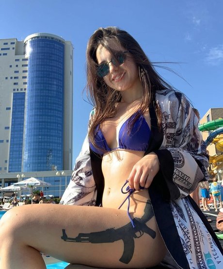 Dina Rodriguez art pornstar gallery