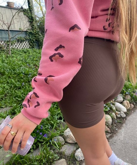 Elizabeth M sex pornstar img