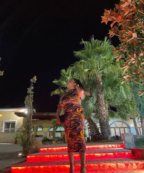 Letizia Scrivani naked model images