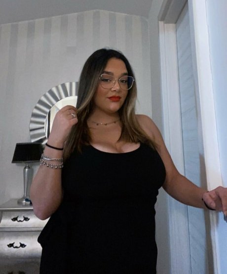 Letizia Scrivani nice actress picture