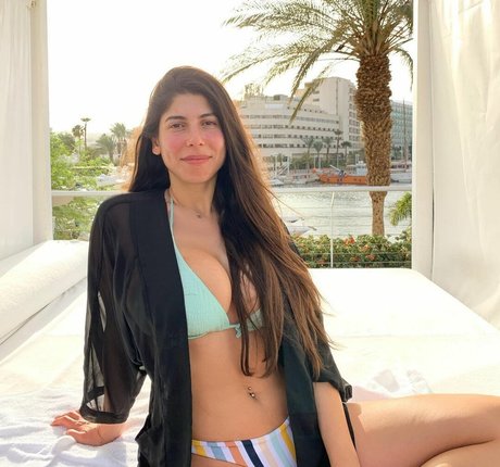 Daniella Yallouz art star pictures