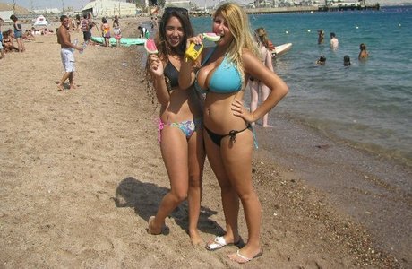 Daniella Yallouz pretty model picture