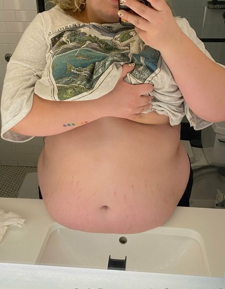 solo male onlyfans beautiful picture